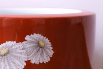 アンティーク雑貨　ノリタケ・則武(日陶)　朱色地白菊文様　レトロな参型火鉢(手あぶり、鉢カバー)