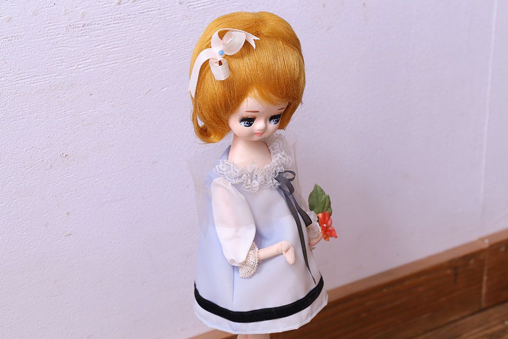 アンティーク雑貨　昭和レトロ　かわいらしいポーズ人形(文化人形)