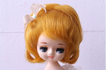 アンティーク雑貨　昭和レトロ　かわいらしいポーズ人形(文化人形)