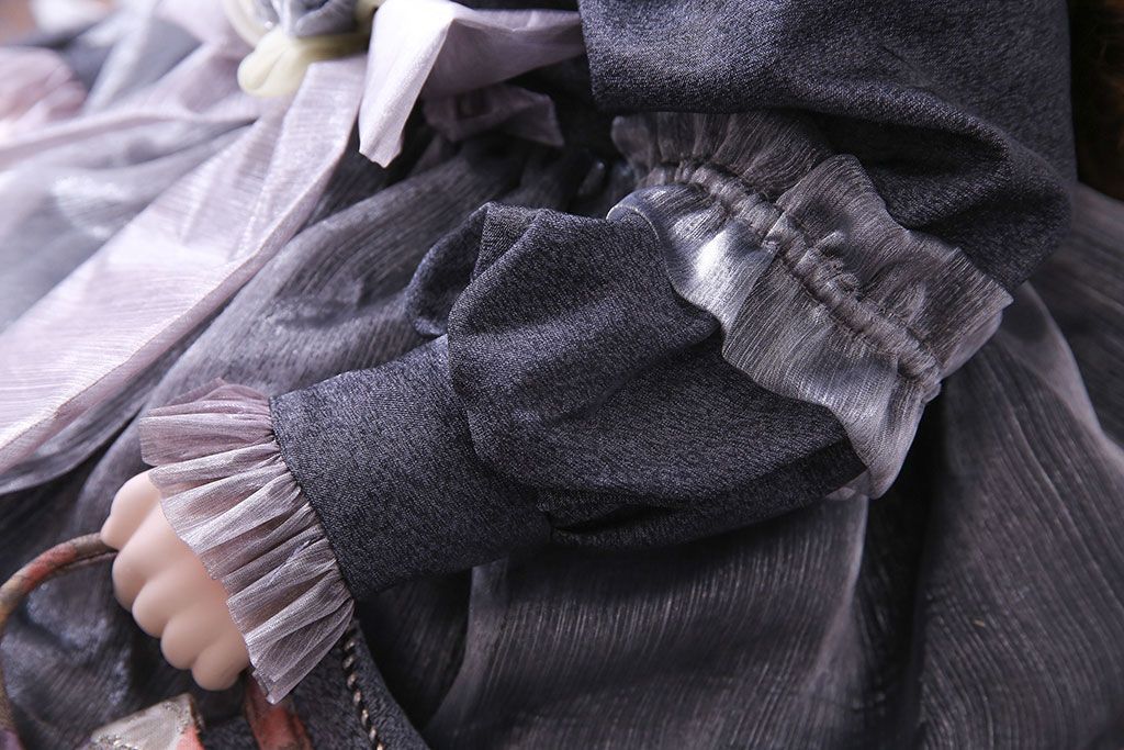 アンティーク雑貨　Rosalie(ロザリー)　247/1000　青い瞳が美しいビスクドール(西洋人形)