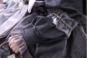 アンティーク雑貨　Rosalie(ロザリー)　247/1000　青い瞳が美しいビスクドール(西洋人形)