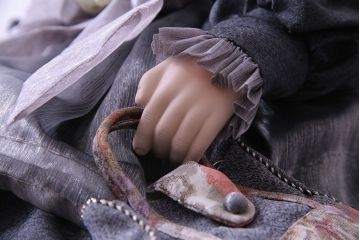 アンティーク雑貨　Rosalie(ロザリー)　247/1000　青い瞳が美しいビスクドール(西洋人形)