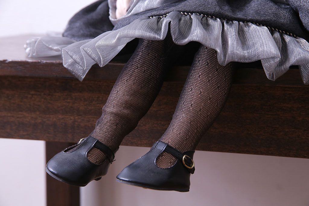 アンティーク雑貨　Rosalie(ロザリー)　247/1000　青い瞳が美しいビスクドール(西洋人形)