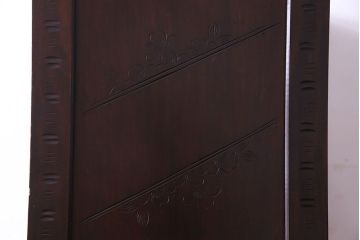 ヴィンテージ家具　ビンテージ　伝統工芸　軽井沢彫り　桜のデザインが華やかな衣装箪笥(和タンス)