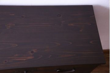 アンティーク家具　和製アンティーク　使いやすさアップ!脚付きチェスト(引き出し、時代箪笥、サイドボード)(1)
