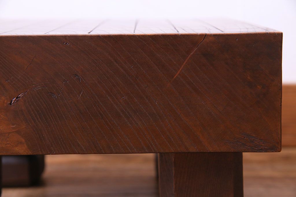 アンティーク雑貨　和製アンティーク　極厚!はっきりとした木目が印象的な総ケヤキ材の将棋盤(花台、飾り台)