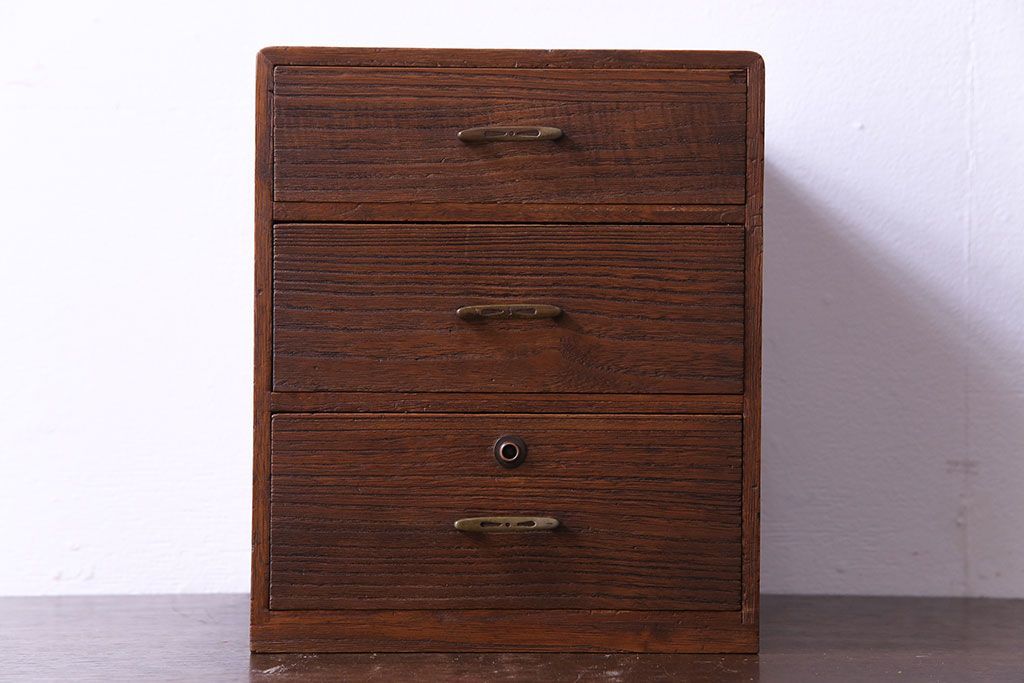 アンティーク家具　和製アンティーク　総桐材　卓上でも使える小引き出し(小物収納)