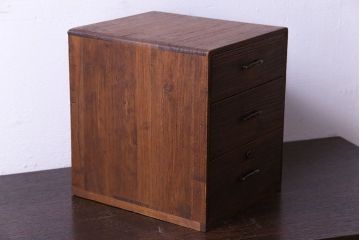 アンティーク家具　和製アンティーク　総桐材　卓上でも使える小引き出し(小物収納)