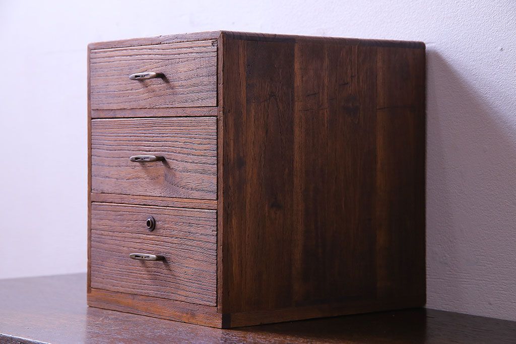 アンティーク家具　和製アンティーク　総桐材　卓上でも使える小引き出し(小物収納)