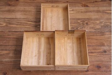 アンティーク家具　和製アンティーク　総桐材　卓上でも使える小引き出し(小物収納)