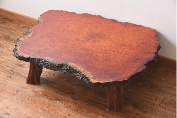アンティーク家具　1960年頃　カリン材(花梨材)　鳥眼杢の天板と艶が美しい上質なセンターテーブル(座卓)