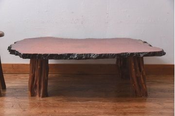 アンティーク家具　1960年頃　カリン材(花梨材)　鳥眼杢の天板と艶が美しい上質なセンターテーブル(座卓)