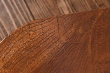 アンティーク家具　1970年頃　総ケヤキ材　天板の形が印象的なセンターテーブル(座卓)