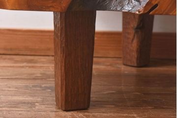 アンティーク家具　1970年頃　総ケヤキ材　天板の形が印象的なセンターテーブル(座卓)