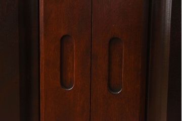 中古　九州民芸家具　特注品　両面使用可能!上品な収納棚(食器棚、戸棚、キャビネット)(定価約130万円)