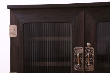 アンティーク家具　和モダン　ヒノキ材　モールガラス入り!　上品な趣きのローボード(テレビボード、リビングボード)