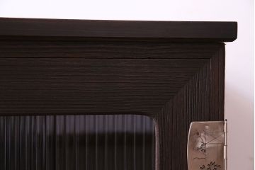 アンティーク家具　和モダン　ヒノキ材　モールガラス入り!　上品な趣きのローボード(テレビボード、リビングボード)