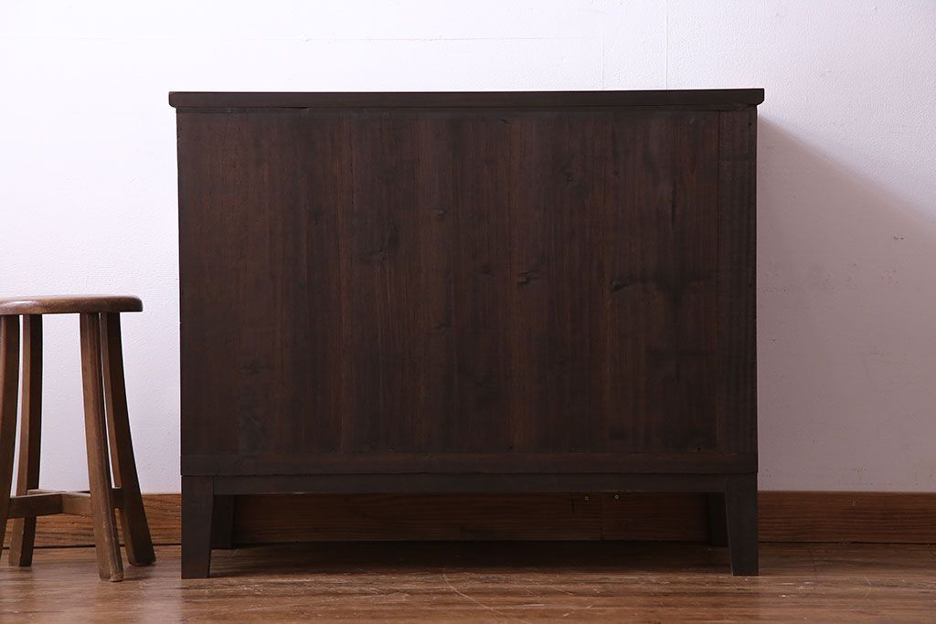 アンティーク家具　和モダン　ヒノキ材　モールガラス入り!　上品な趣きのローボード(テレビボード、リビングボード)