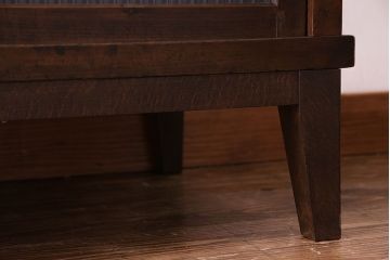 レトロ家具　和製アンティーク　人気のモールガラス!　レトロな脚付きローボード(ローチェスト、テレビボード)