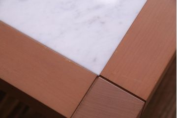 中古　arflex(アルフレックス)　ALLORA(アローラ)　リビングテーブル(座卓)(定価約18万円)
