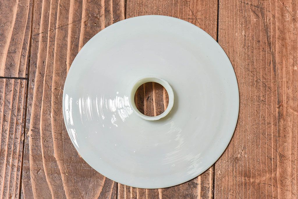 昭和レトロ　昔懐かしい魅力のある平笠シェード(天井照明、ペンダントライト)(2)