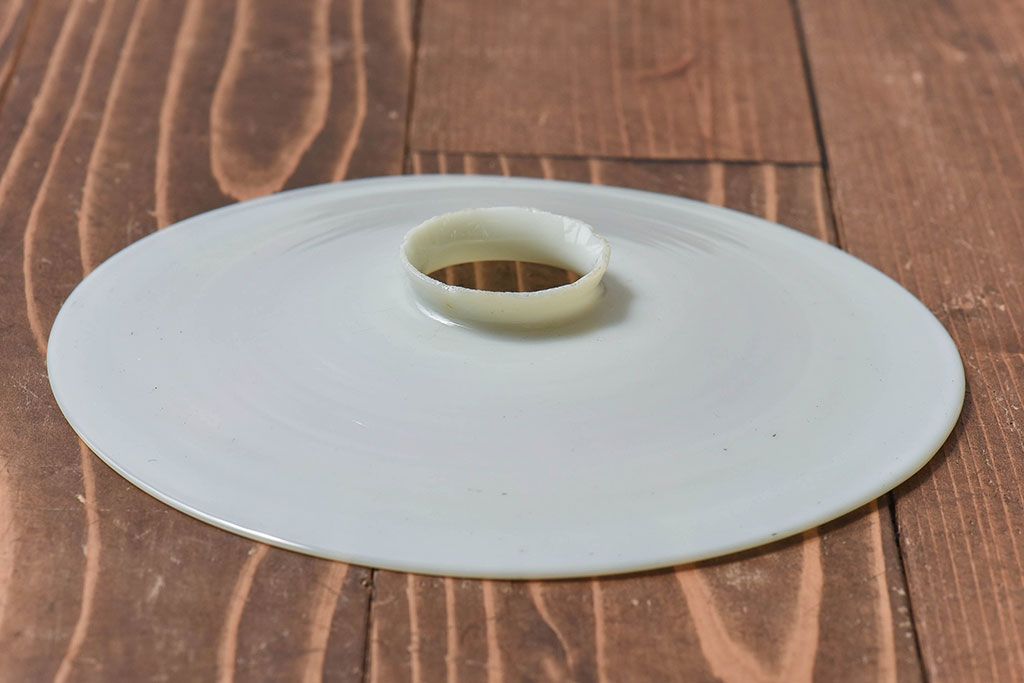 昭和レトロ　昔懐かしい魅力のある平笠シェード(天井照明、ペンダントライト)(3)