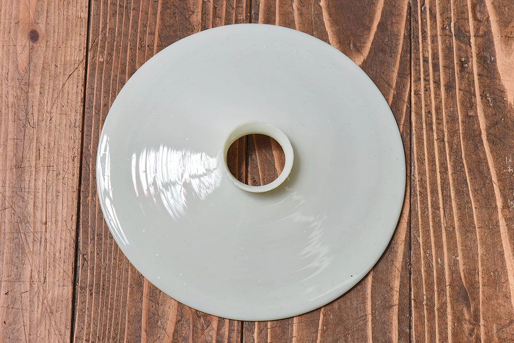 昭和レトロ　昔懐かしい魅力のある平笠シェード(天井照明、ペンダントライト)2個セット