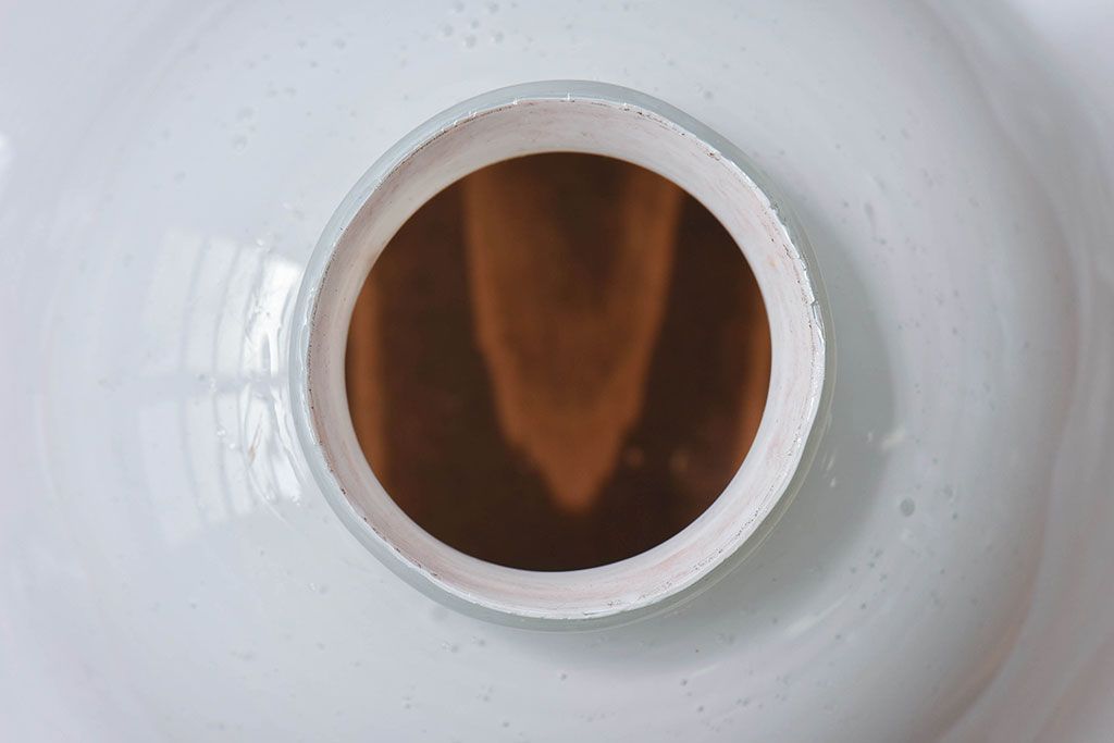 ビンテージ　赤縁フリルのかわいらしいシェード(天井照明、吊り下げ照明)