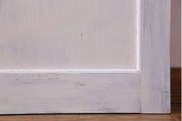 【S様ご成約分】結霜ガラス入りでおしゃれなペイント引き戸(ドア、建具)