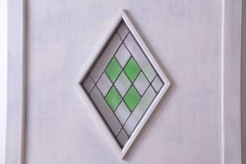 【S様ご成約分】結霜ガラス入りでおしゃれなペイント引き戸(ドア、建具)