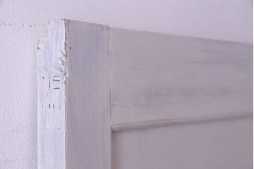 【S様ご成約分】結霜ガラス入りでおしゃれなペイント引き戸(ドア、建具)