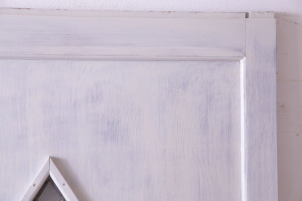 【S様ご成約分】結霜ガラス入りでおしゃれなペイント引き戸(ドア、建具)