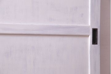 【S様ご成約分】結霜ガラス入りでおしゃれなペイント引き戸(ドア、建具)