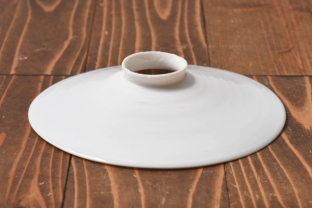 昭和レトロ　昔懐かしい魅力のある平笠シェード(天井照明、ペンダントライト)