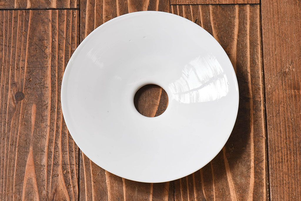 昭和レトロ　昔懐かしい魅力のある平笠シェード(天井照明、ペンダントライト)