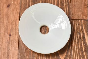 【K様ご成約済・ご決済用】昭和レトロ　シンプルな白い笠が魅力的なシェード(電笠)