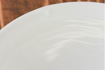 【K様ご成約済・ご決済用】昭和レトロ　シンプルな白い笠が魅力的なシェード(電笠)