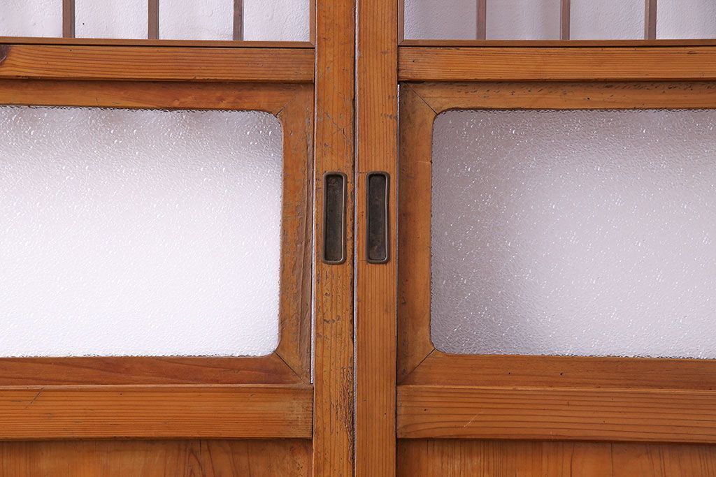 人気のダイヤガラスを入れてリメイクした昭和レトロなガラス障子戸(格子戸、引き戸)2枚組