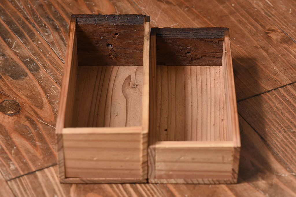 アンティーク家具　和製アンティーク　総栗材　可愛らしいサイズの木製小引き出し(印鑑箱、印箱)