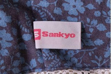 アンティーク雑貨　昭和レトロ　Sankyo(三協、サンキョー)製　「マイウェイ」オルゴール人形(ビスクドール)
