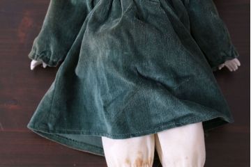アンティーク雑貨　ビンテージ　レトロな衣装が可愛らしいビスクドール(西洋人形)
