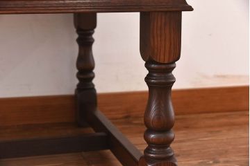 中古　old charm(オールドチャーム) アンティーク調のデザインがおしゃれなデスク(作業台)