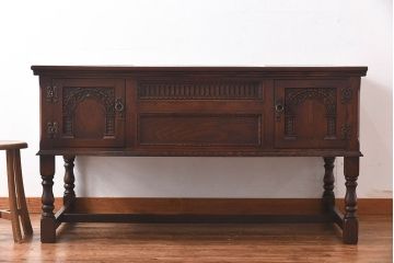 中古　old charm(オールドチャーム) アンティーク調のデザインがおしゃれなデスク(作業台)