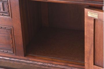 中古　old charm(オールドチャーム) アンティーク調のデザインがおしゃれなデスク(作業台)