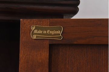 中古　old charm(オールドチャーム) アンティーク調のデザインがおしゃれなデスク(作業台)