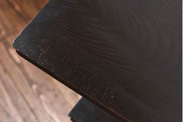 アンティーク家具　昭和期　ナラ材　シックな色合いが魅力の小ぶりのシェルフ(飾り棚、陳列棚)