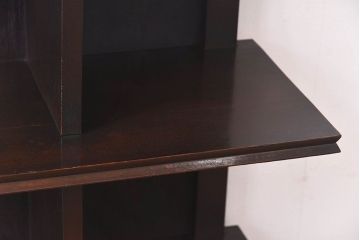 アンティーク家具　昭和期　ナラ材　シックな色合いが魅力の小ぶりのシェルフ(飾り棚、陳列棚)