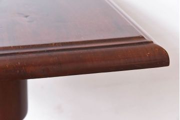 アンティーク雑貨　マホガニー材の杢目が美しい、重厚感ある洋風の花台(飾り台)