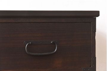 アンティーク家具　和製アンティーク　使いやすさアップ!脚付きチェスト(引き出し、時代箪笥、サイドボード)(3)