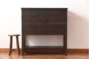 アンティーク家具　和製アンティーク　使いやすさアップ!脚付きチェスト(引き出し、時代箪笥、サイドボード)(3)